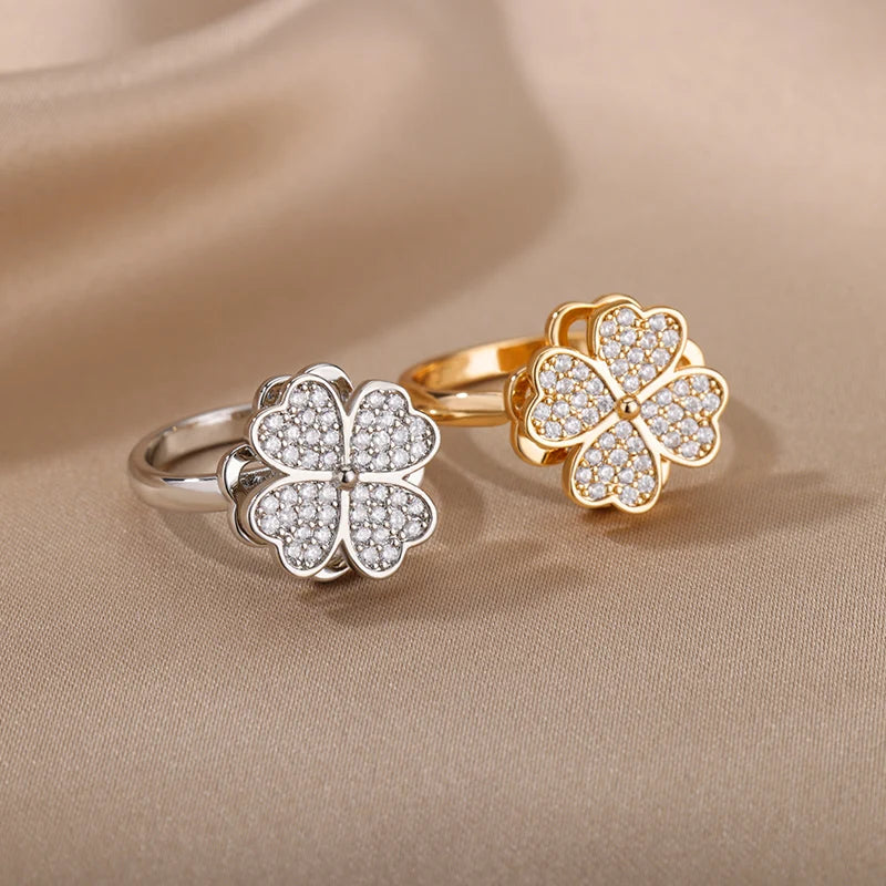 Clover Rings