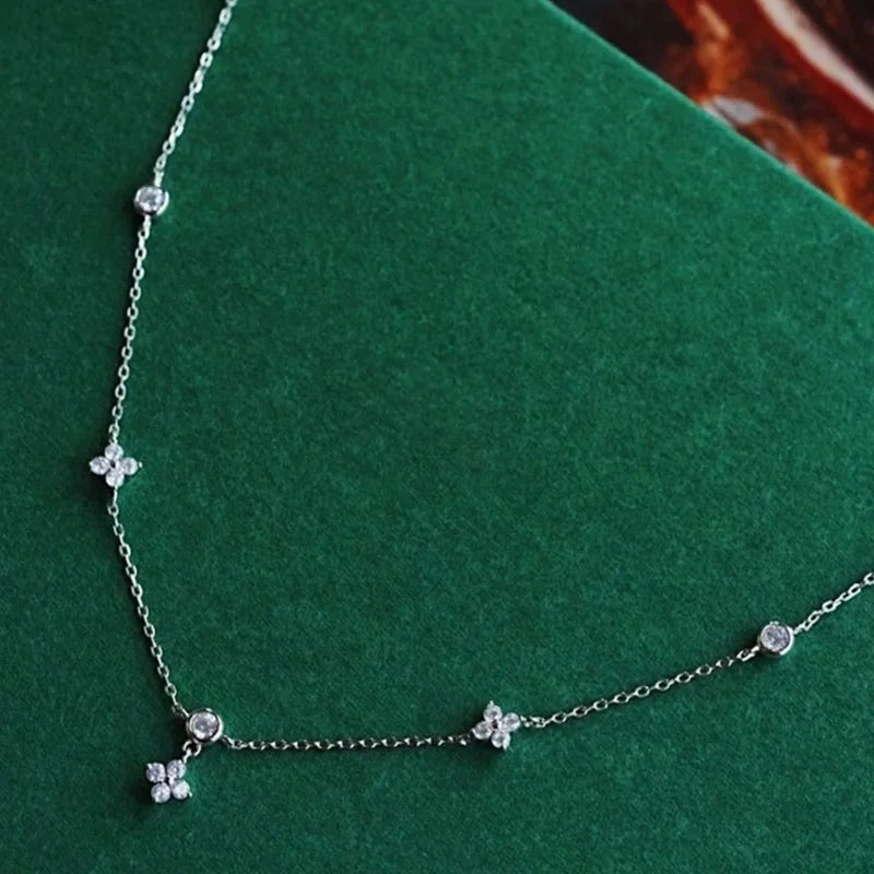Dainty Lucky Leaf Necklace