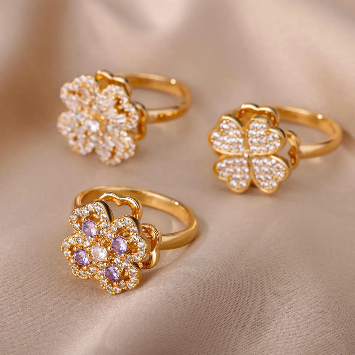 Clover Rings