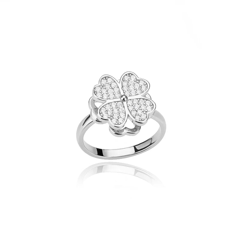 Clover Rings