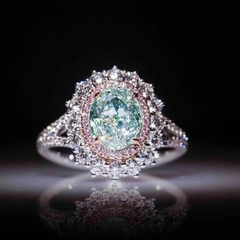 Luxurious Silver Ring