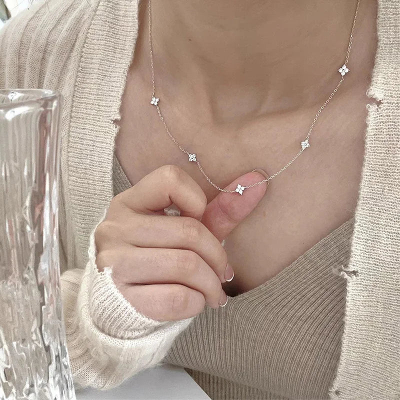 Dainty Lucky Leaf Necklace